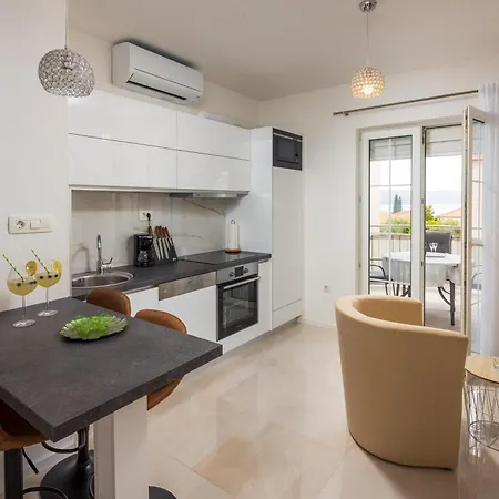 Kristina Apartman Trogir